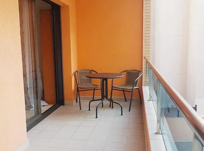 With Terrace Appartement